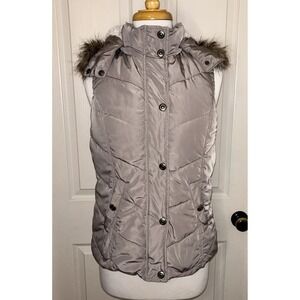 Green tea light brown puffer vest women's size Medium‎ Faux For Trimmed Hood